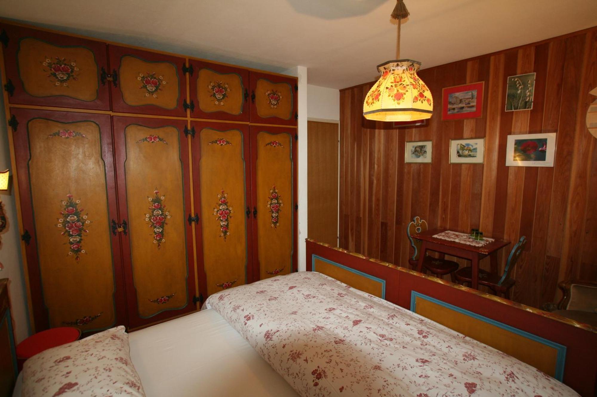 B&B Villa Dolomites Hut San Vigilio Di Marebbe Ruang foto