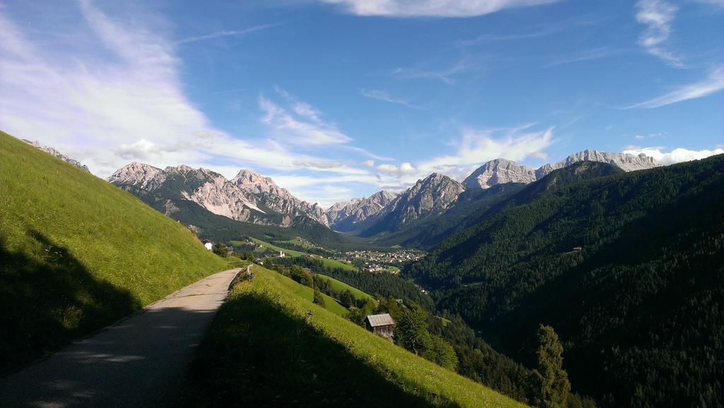 B&B Villa Dolomites Hut San Vigilio Di Marebbe Bagian luar foto